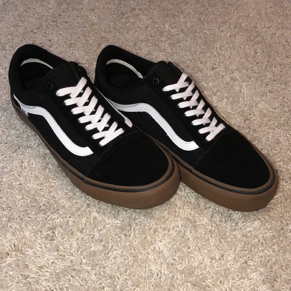 vans old skool pro white gum